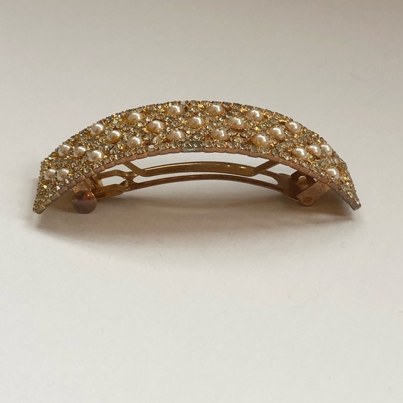 SOLD! Hair Accessory - Pearls & Crystals on Gold - Picture 5 of 7
